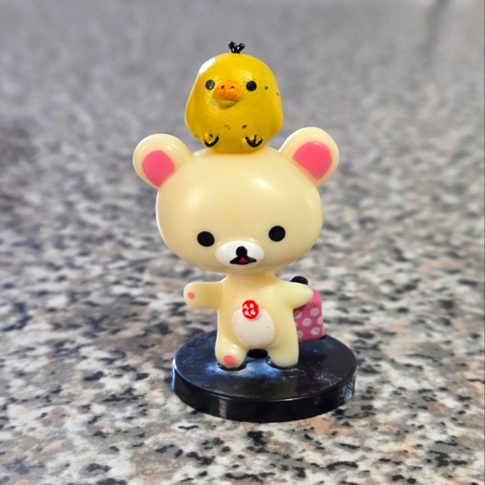 🍒🍒 Cute Bear and Chick Figurine - Cream and Yellow